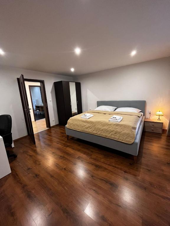 Smart Apartment ll - Housity