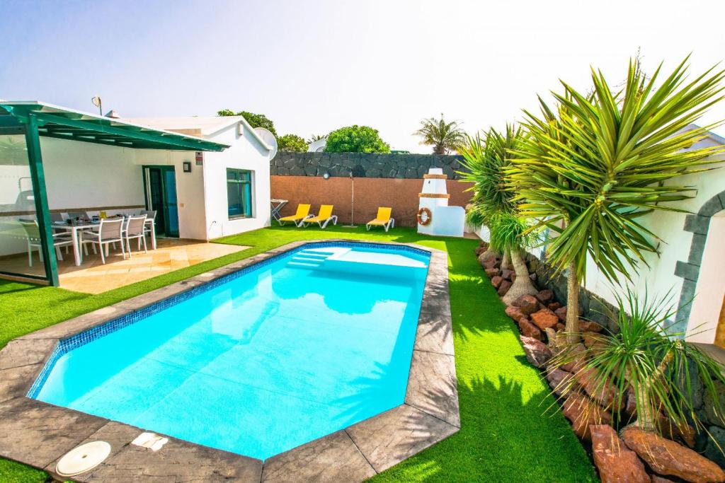 Villa Los Arcos - LH160 By Villas Now Ltd
