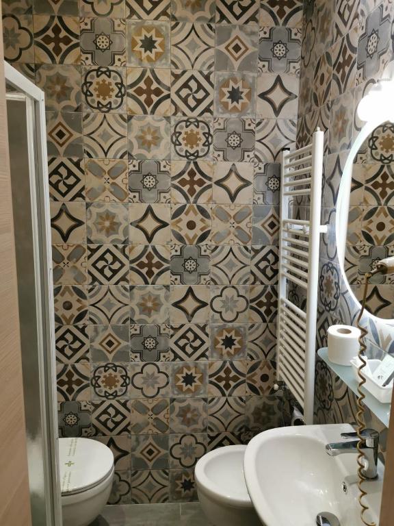 A bathroom at Hotel Orchidea
