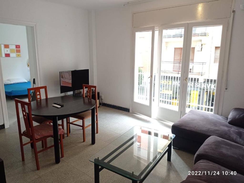 Global Centre in Cambrils centre, Cambrils – Updated 2023 Prices