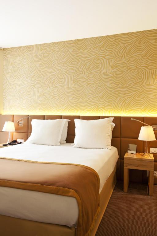 Golden Tulip Avignon Le Paradou - Resim 28