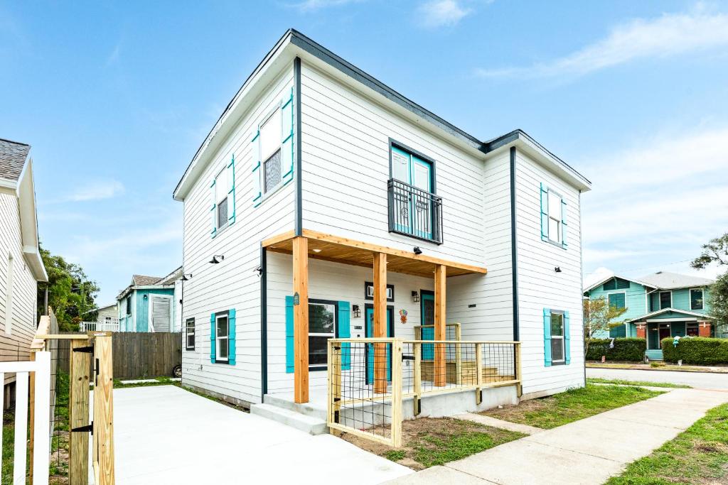 Sea Cove, Galveston (updated prices 2024)