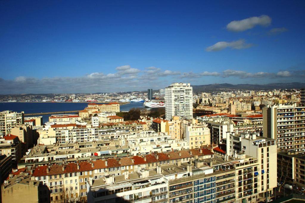 Fotografia z galérie ubytovania studio vue imprenable sur marseille v destinácii Marseille
