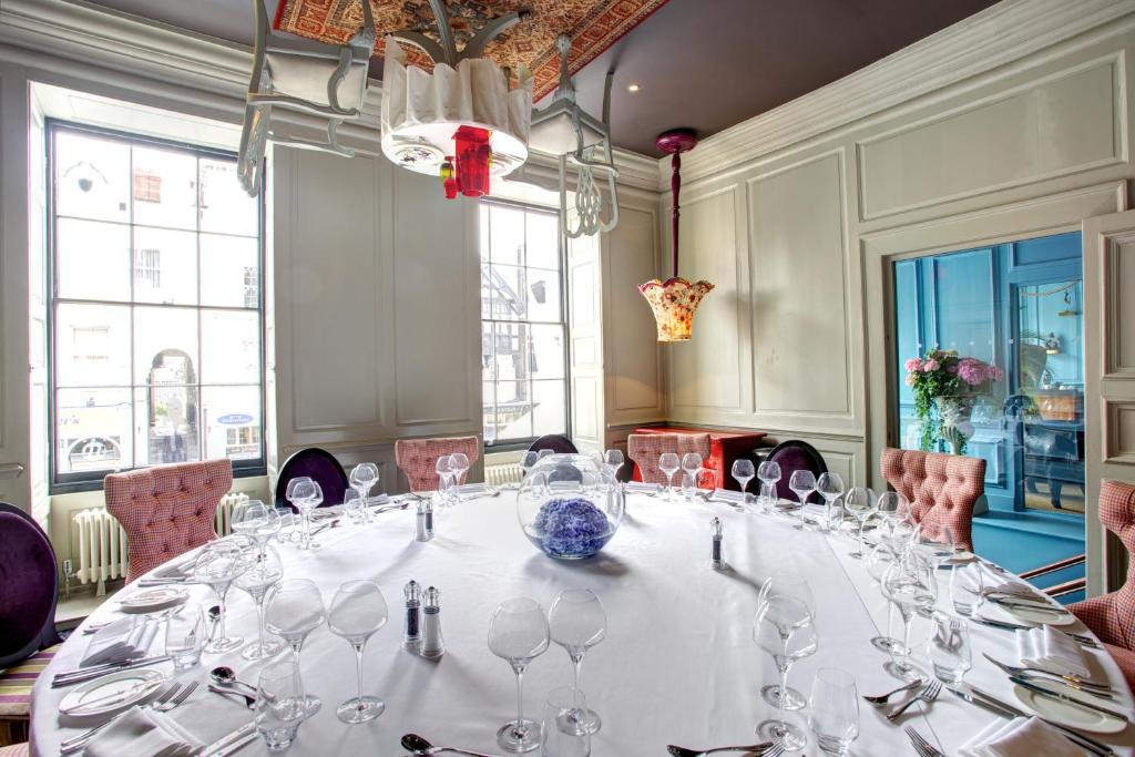 Oddfellows Chester Hotel & Apartments - Resim 42