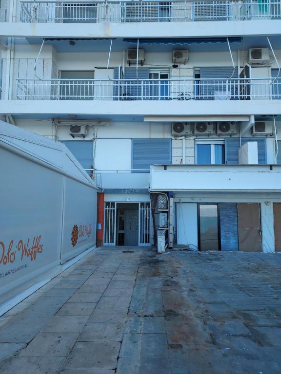 Zdjęcie z galerii obiektu Sunset Boulevard w mieście Lutraki