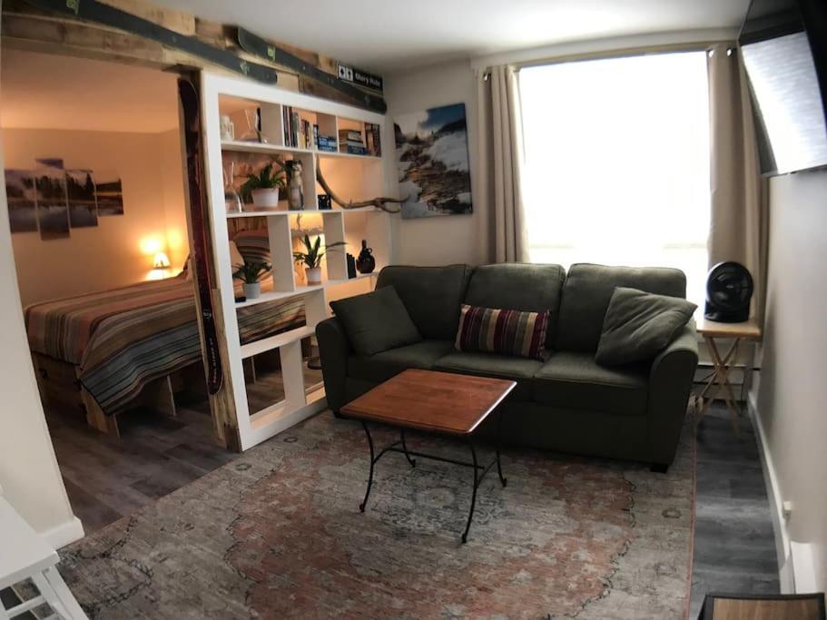Sporty Mountain & Lake View 3rd Floor Studio, Big Sky (updated prices 2024)