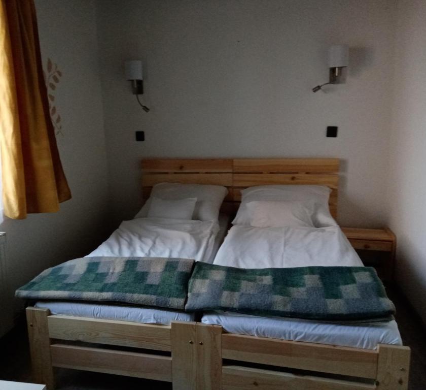Posteľ alebo postele v izbe v ubytovaní Parti Sétány Vendégház
