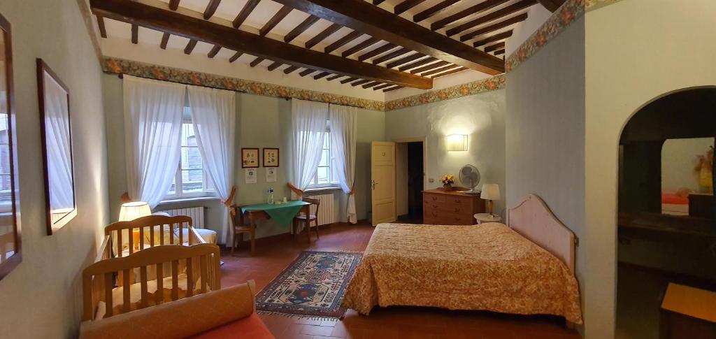 Soggiorno Dimora Del Grifo - Quadruple Room With Shared Bathroom - Green Room