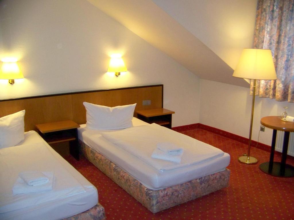 
Double Room with two Extra Beds
