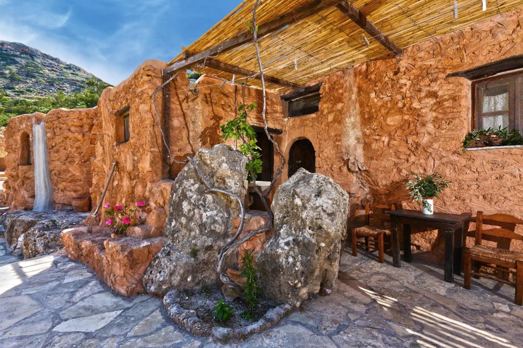 Nespecifikovaný výhled na hory nebo výhled na hory při pohledu z aparthotelu