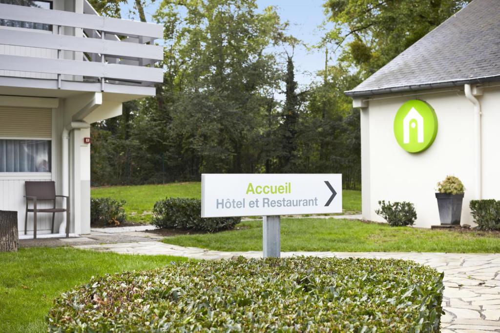 Certifikát, hodnocení, plakát nebo jiný dokument vystavený v ubytování Campanile Orleans - La Source