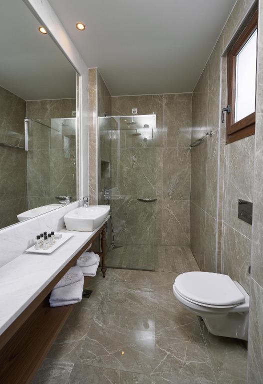 Mediterranean Village Hotel & Spa - 3