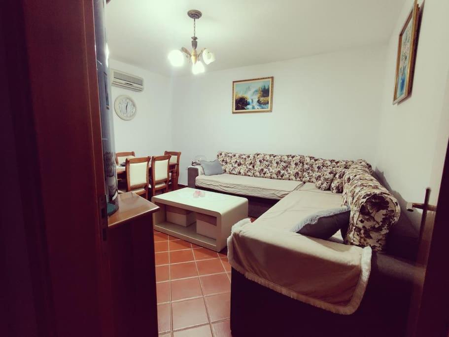 "City Centre Gemstone Apartment" - Image 5