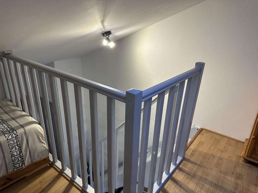 Postel nebo postele na pokoji v ubytování APARTMENT DAMGAN VUE MER