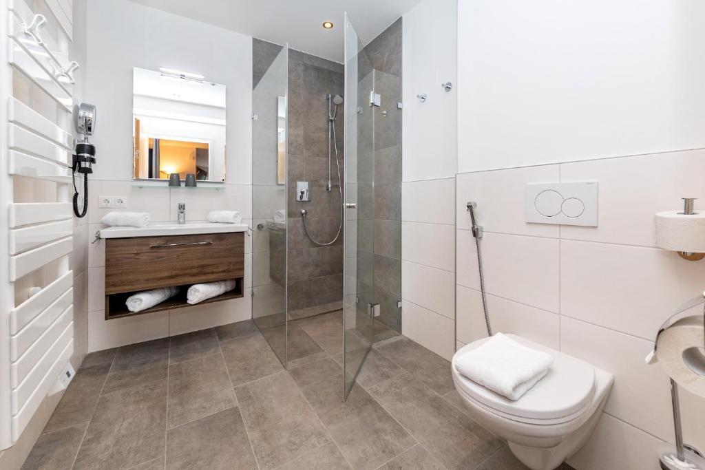 Ένα μπάνιο στο Elto Appartements Chalet