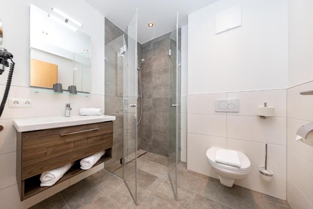 Ένα μπάνιο στο Elto Appartements Chalet