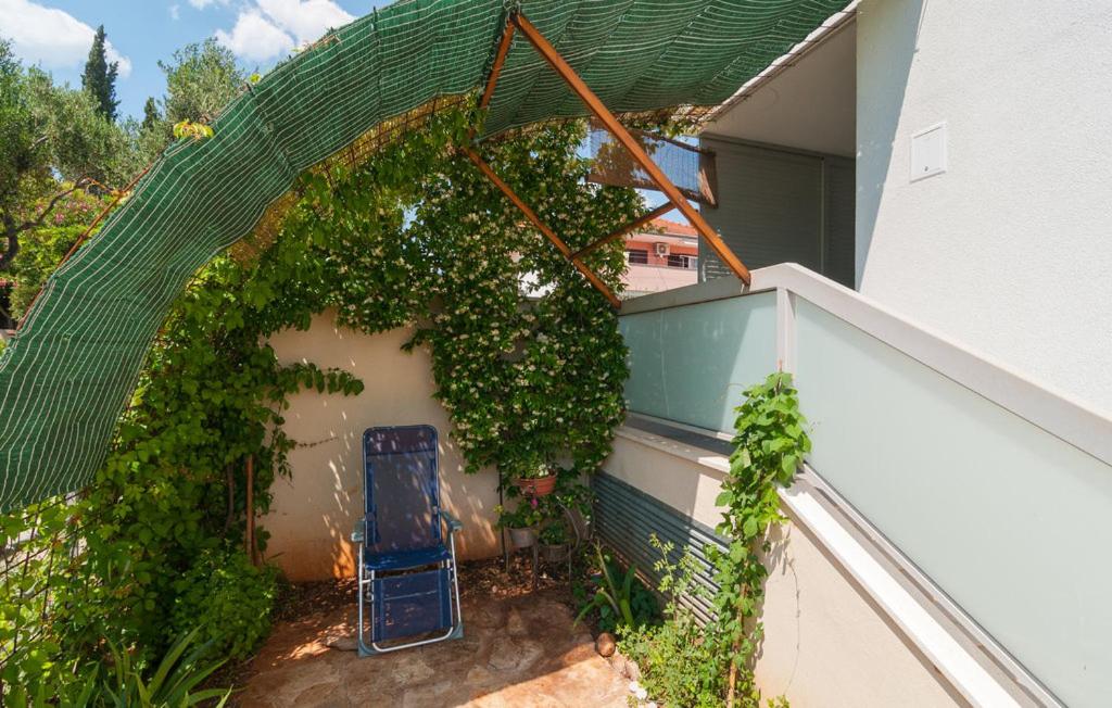 Ogród w obiekcie Apartman Paiz