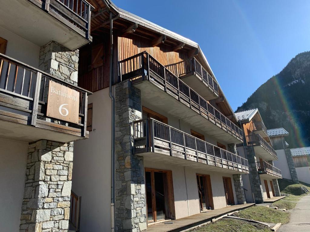 Nespecifikovaný výhled na hory nebo výhled na hory při pohledu z apartmánu