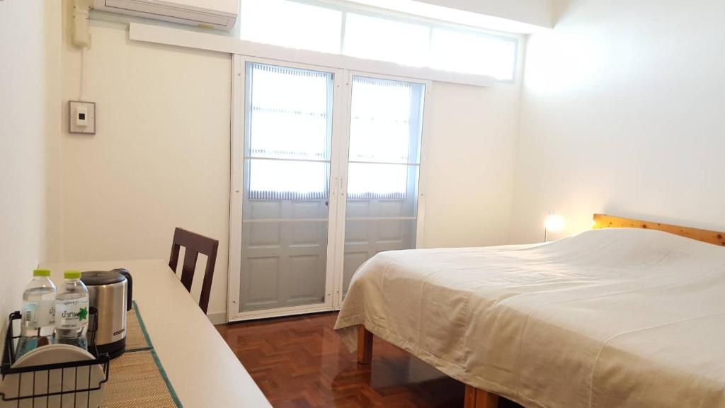 The Commonroom CNX - 7