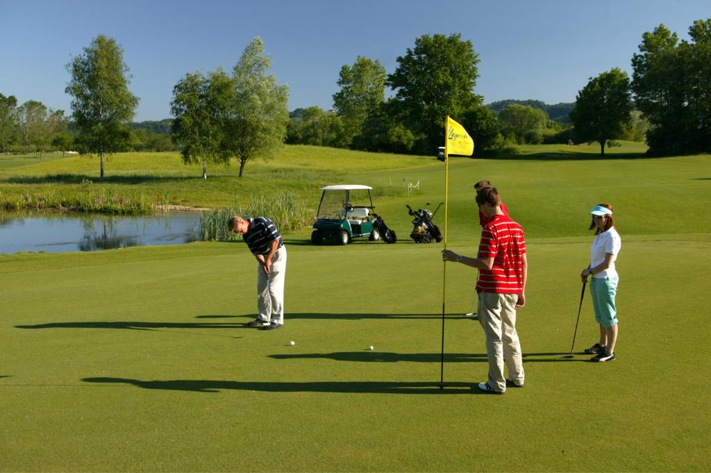 Golf v hotelu nebo okolí