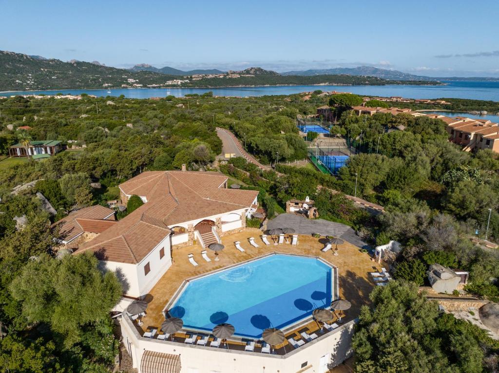 an aerial view of a house with a swimming pool at Villa Antonina in Porto Rotondo