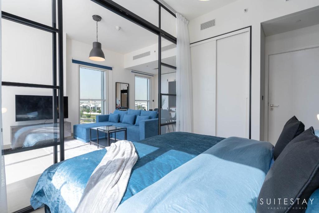 Stylish 2BHK Apartment Direct Mall Access, Dubai (updated prices 2024)