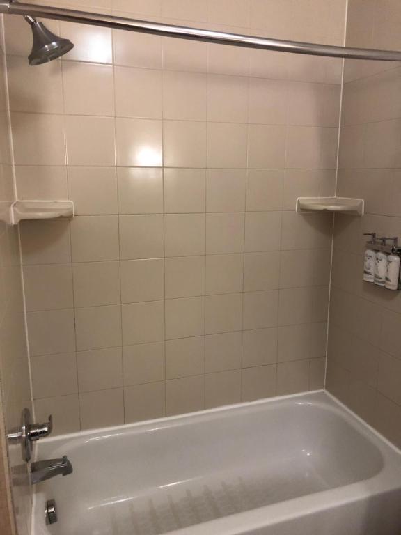 Holiday Inn Express Hotel & Suites Howell by IHG photo