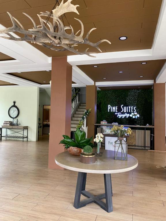 CozyVilla at Pine Suites Tagaytay 2BR or Studio with FREE PARKING - 两居室别墅