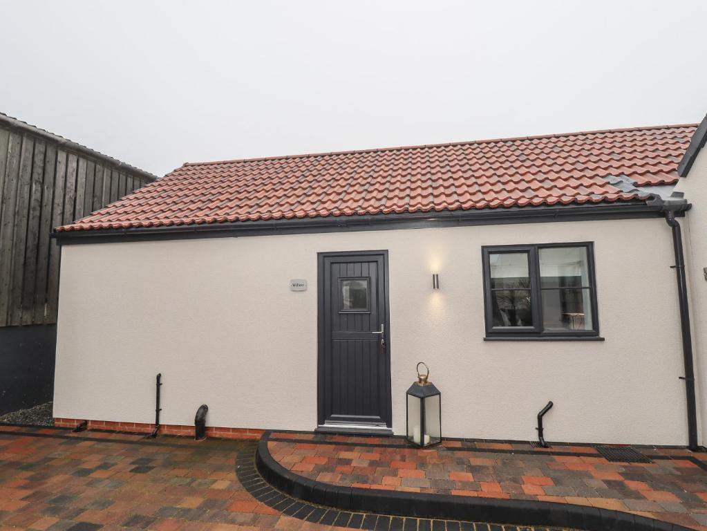 Willow, Hull Updated 2022 Prices