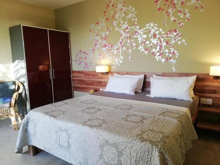 Postel nebo postele na pokoji v ubytování Beautique Studios 45