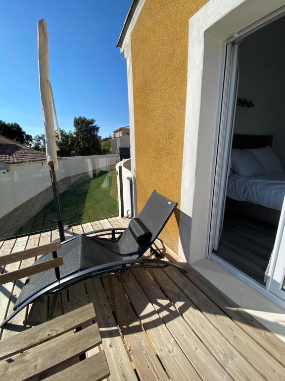 Balkón nebo terasa v ubytování O Bain Soleil