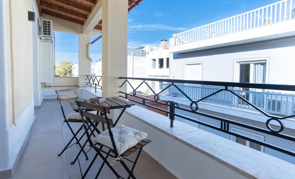 Balkón alebo terasa v ubytovaní 2bdroom Plaka Apartment