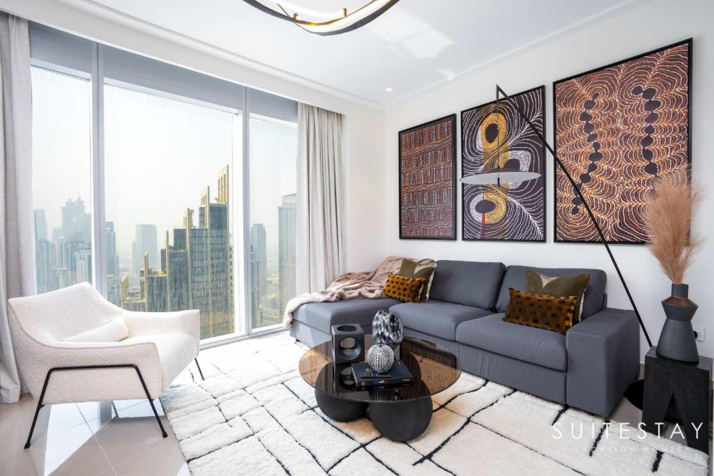 Exclusive City Skyline Suite