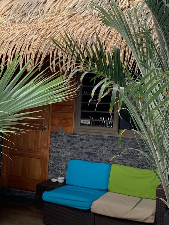 Posezení v ubytování TAMANU LODGE