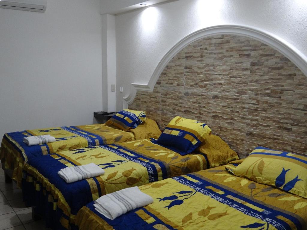 Hostel Cuartos de Renta Nuevos Huasteca Potosina WIFI A/C - Triple Room