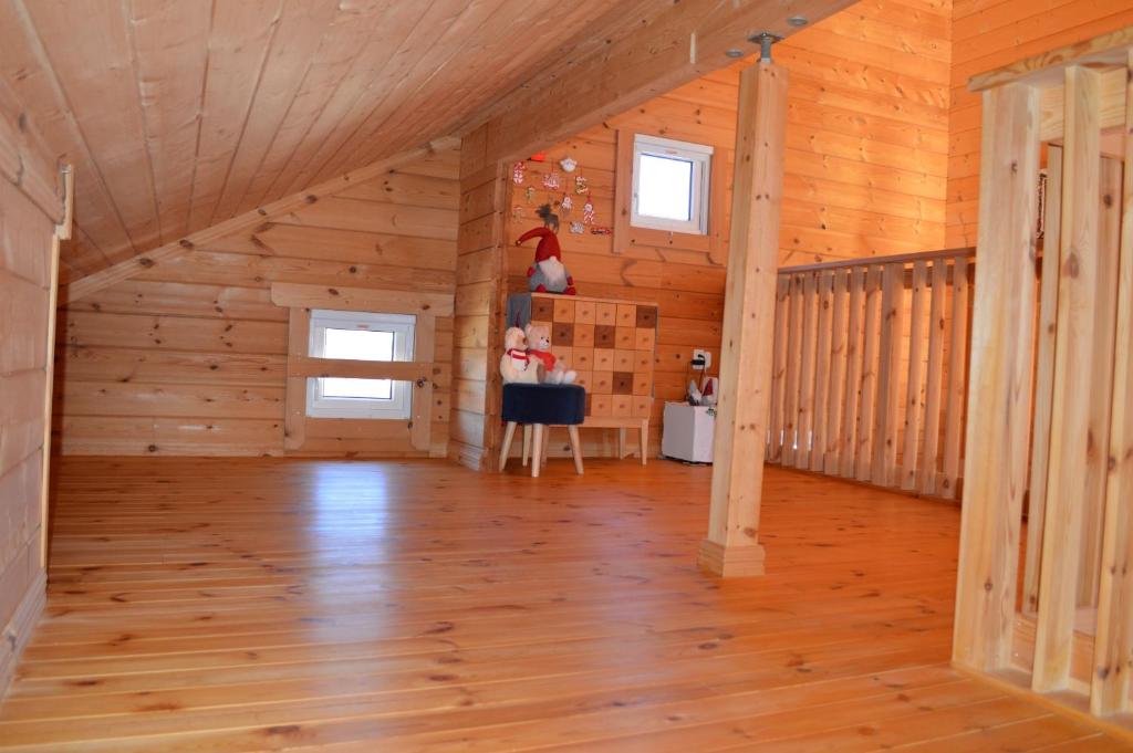 Fotografie z fotogalerie ubytování AB1 Log House 愛知県 v destinaci Seto
