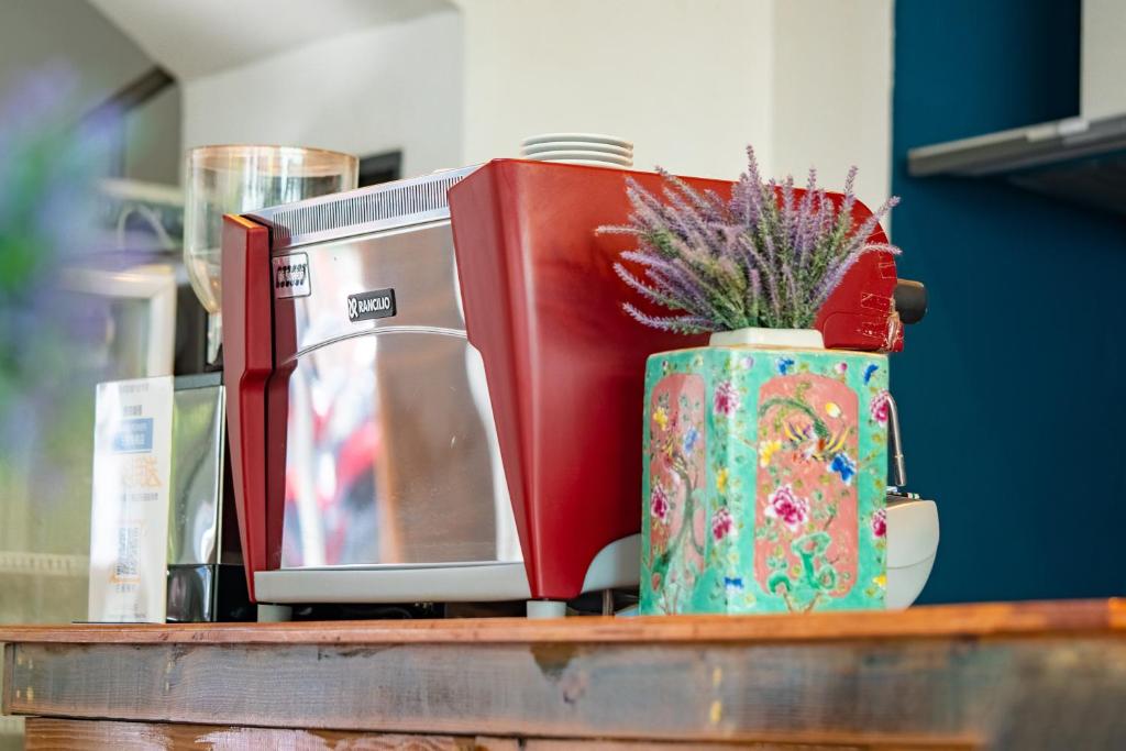 Meow Cat Cafe & Hotel - Resim 24