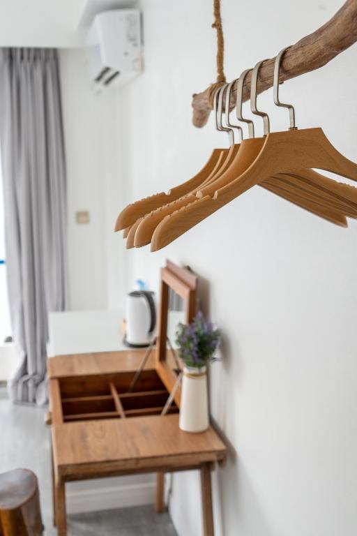 Meow Cat Cafe & Hotel - Resim 20