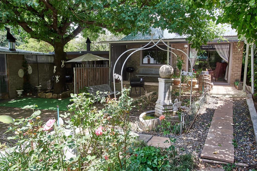 Suitetrails - Gods Gift cottage and Mattaniah Cottage
