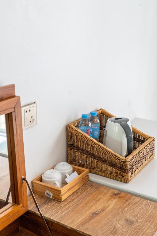 Meow Cat Cafe & Hotel - Resim 31