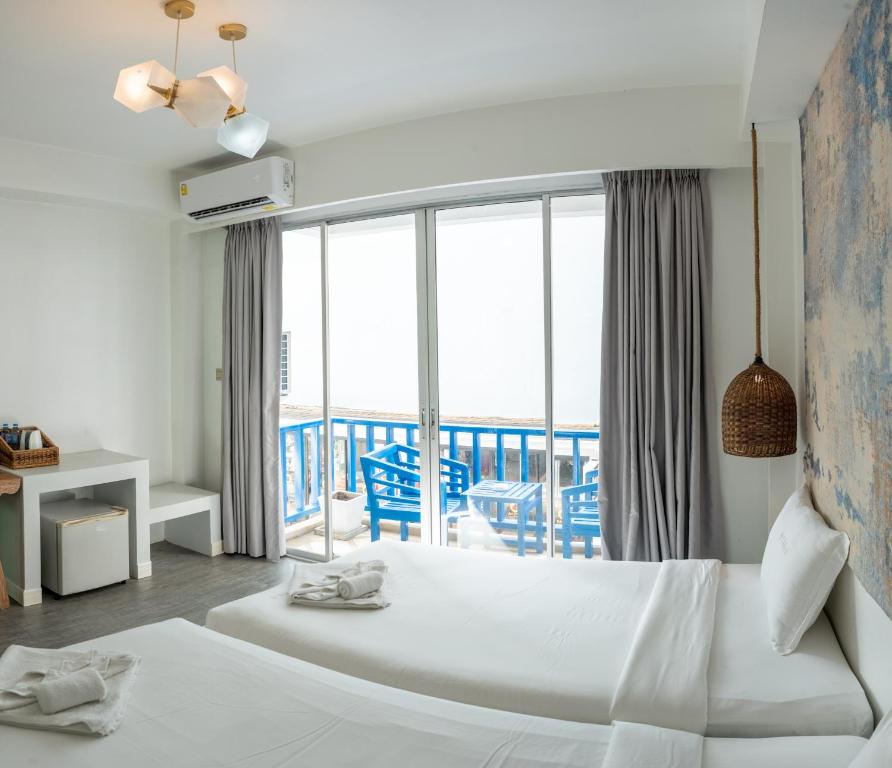 Meow Cat Cafe & Hotel - Resim 4