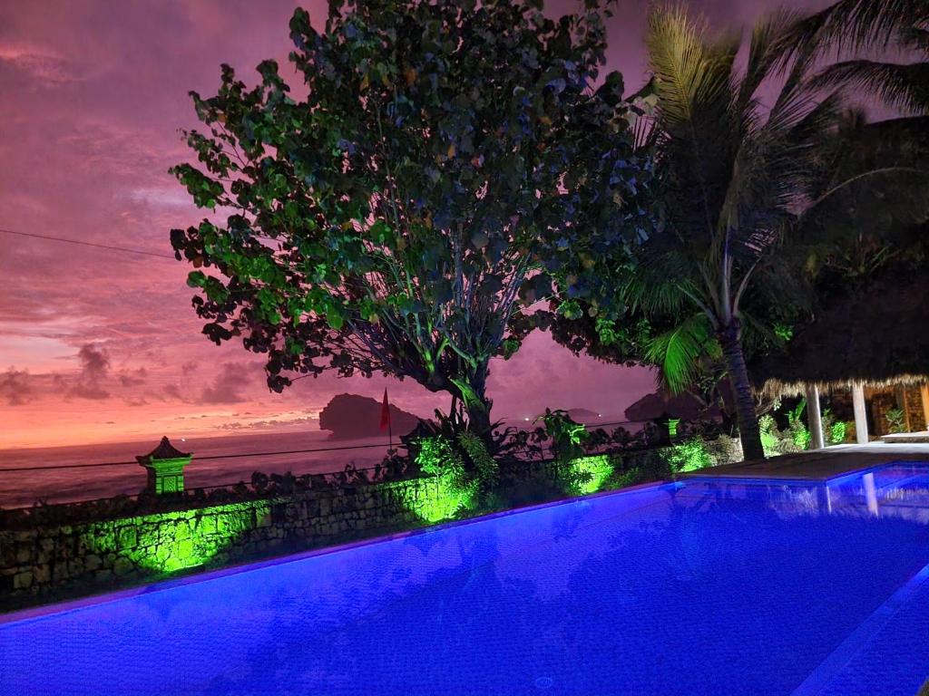 Bazén v ubytování Istana Ombak Eco Resort nebo v jeho okolí