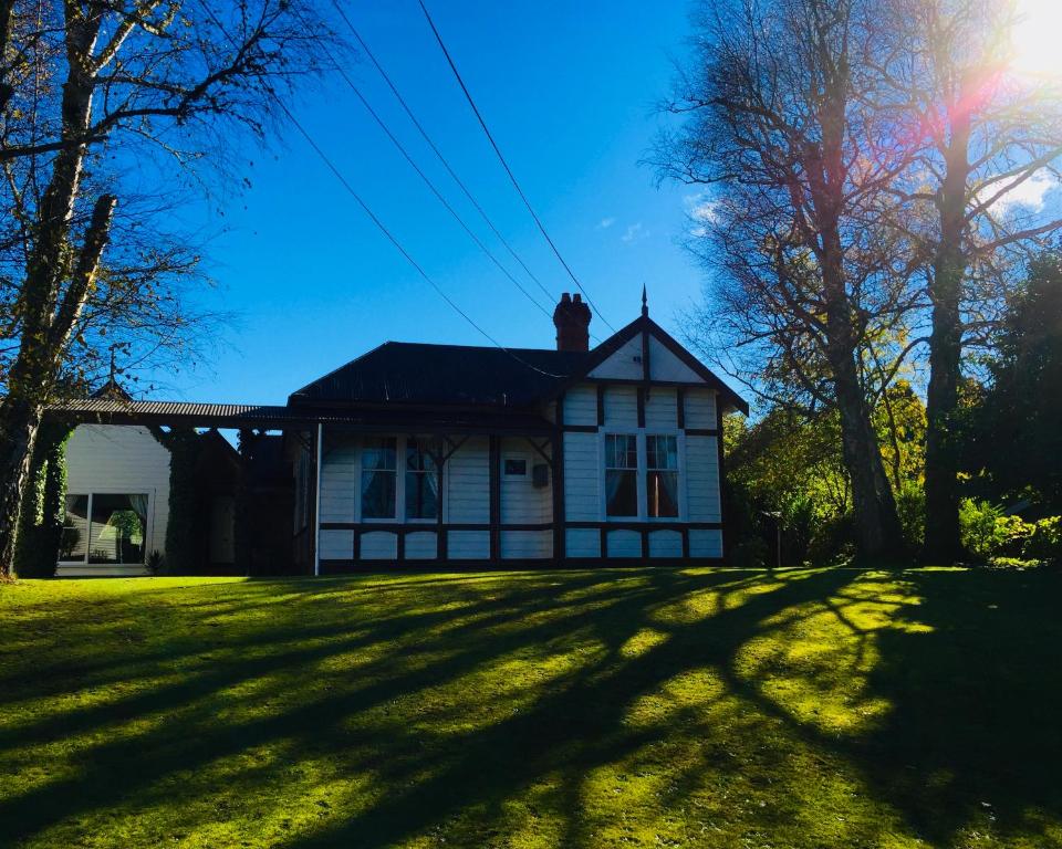 The Old Taumarunui Police Station, Taumarunui (updated prices 2024)