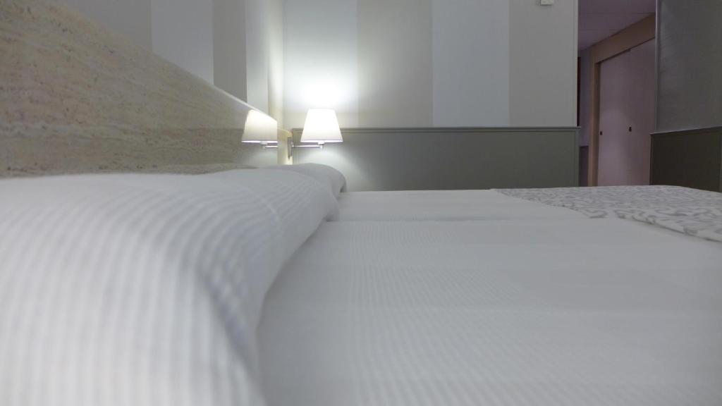 Hotel Rio Arga - Resim 38