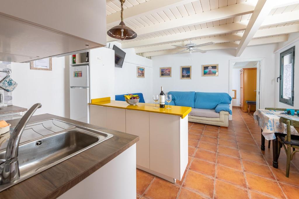 Kuchyňa alebo kuchynka v ubytovaní Mammanico Apartament
