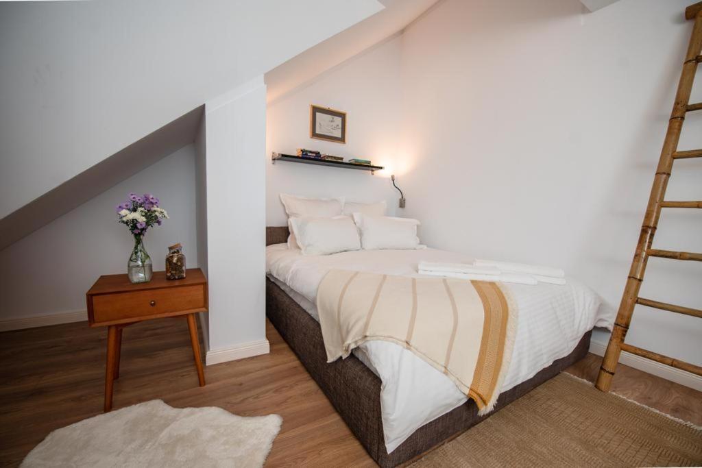 Blaje - Chambre Double Avec Balcon