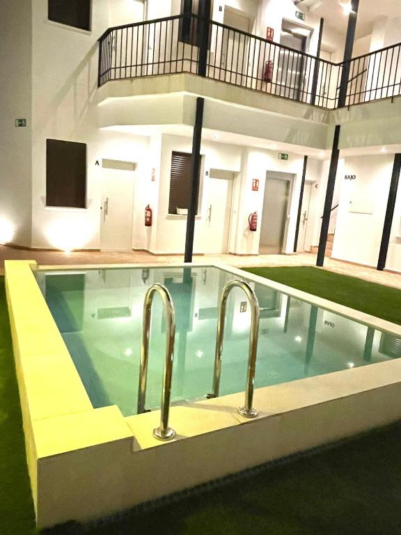 Bazén v ubytování Apartamento en casco histórico de Córdoba/piscina nebo v jeho okolí