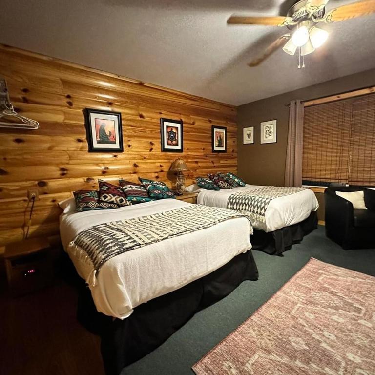 Muskie Bay Resort, Nestor Falls (updated prices 2024)