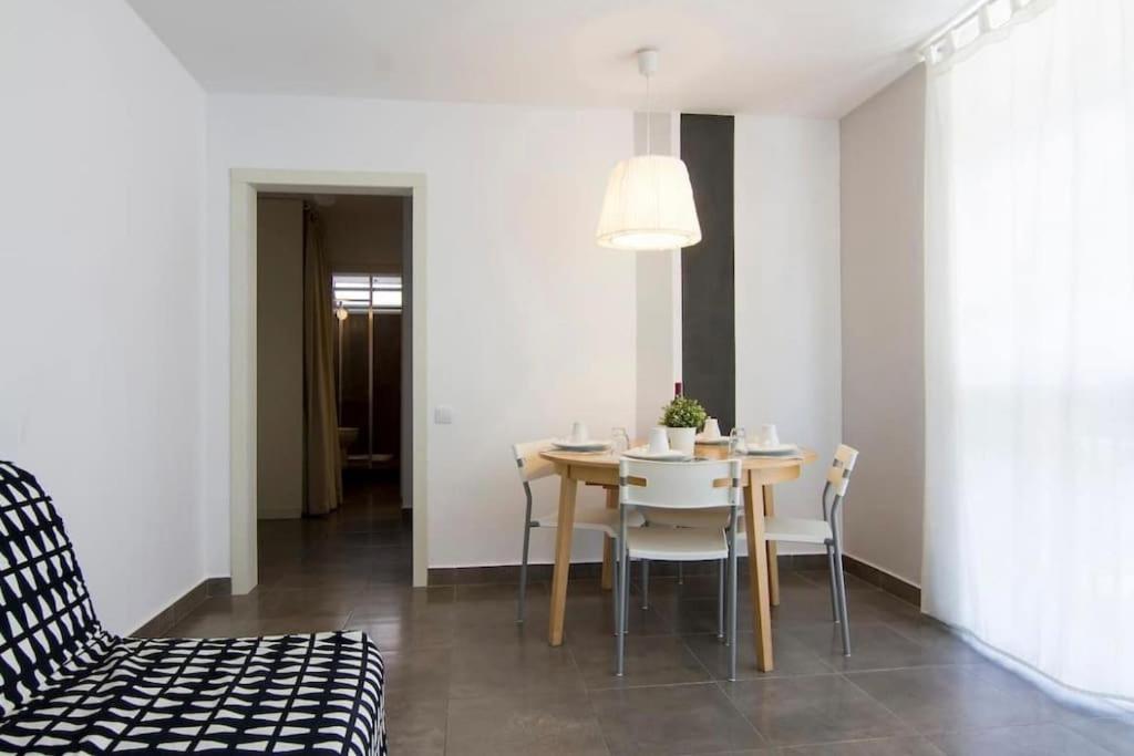 Posezení v ubytování Cute tiny flat near the beach and city center