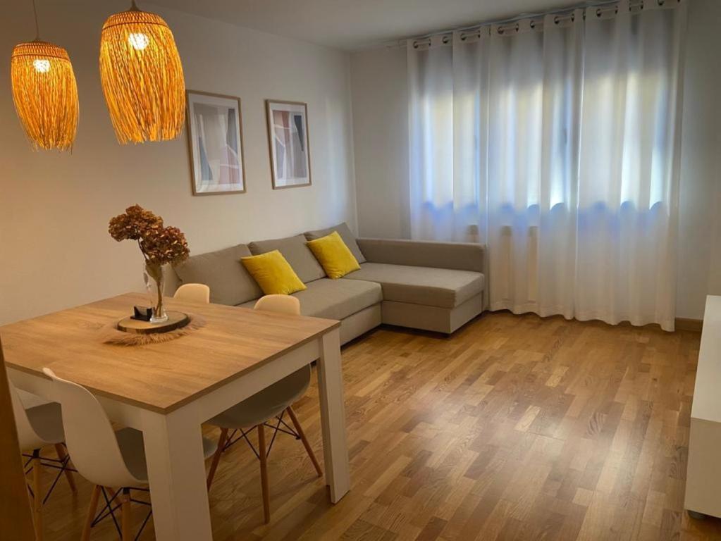 Apartamento con piscina Navarrete - Two-Bedroom Apartment